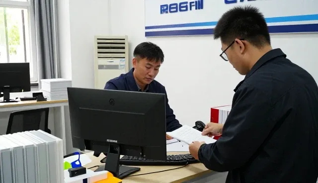 广州市卓霖灯饰贸易有限公司打造专业化电商代运营服务体系
